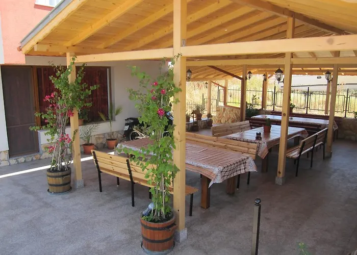 Къща за гости морска нели