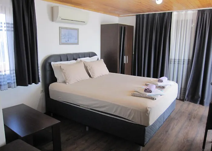 بيت ضيافة Neli Sea 3*