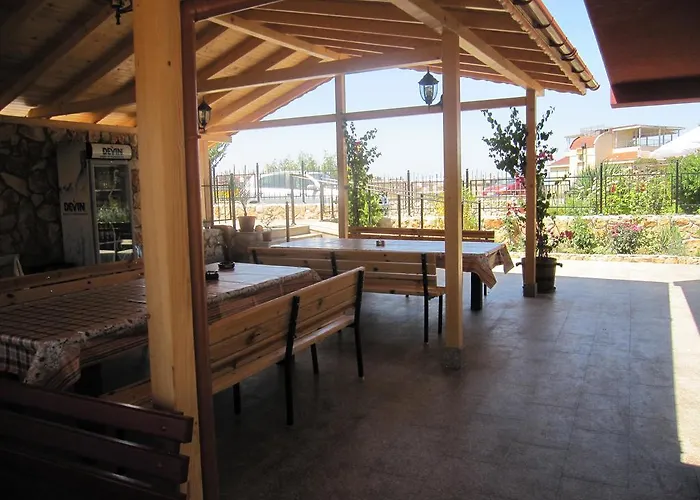 بيت ضيافة Neli Sea 3*